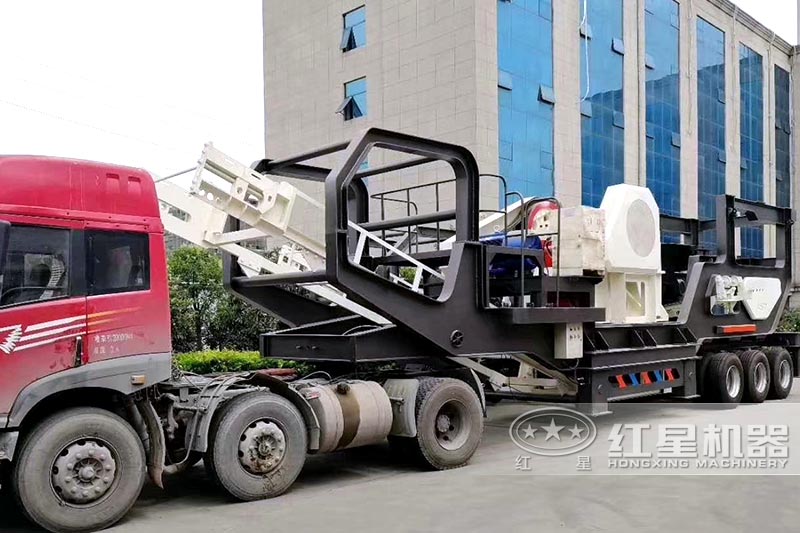 200t/hМобильная камнеобрабатывающая машина на транспортном средстве_ Каменную машину можно доставить прямо на строительную площадку.